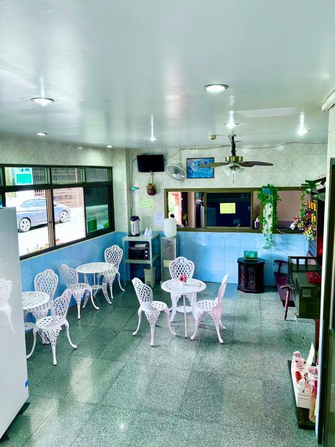 Station Hotel トラン エクステリア 写真